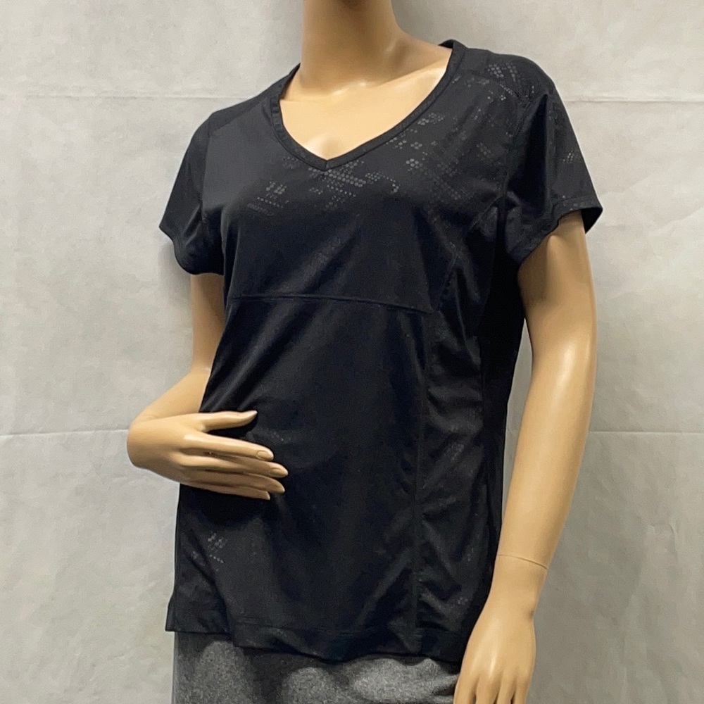 Tek Gear Women's Athletic Black & Gray Print Short Sleeve Top